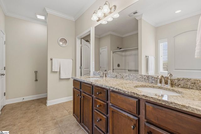 4 Cedarcrest Court, Simpsonville, SC 29680