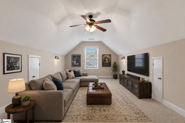 4 Cedarcrest Court, Simpsonville, SC 29680