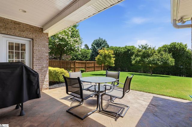 4 Cedarcrest Court, Simpsonville, SC 29680