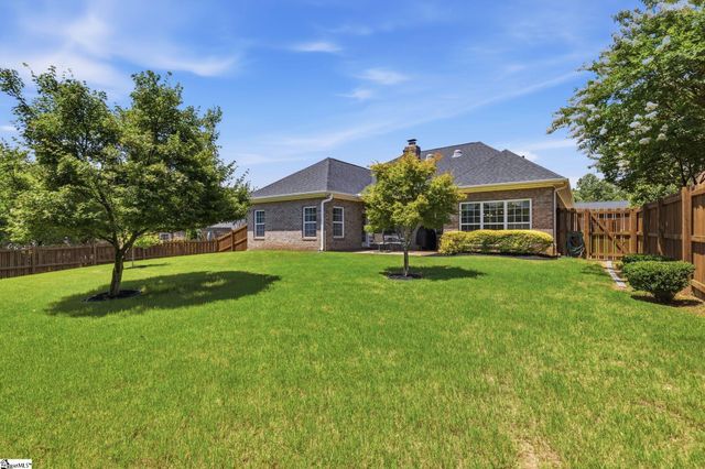 4 Cedarcrest Court, Simpsonville, SC 29680