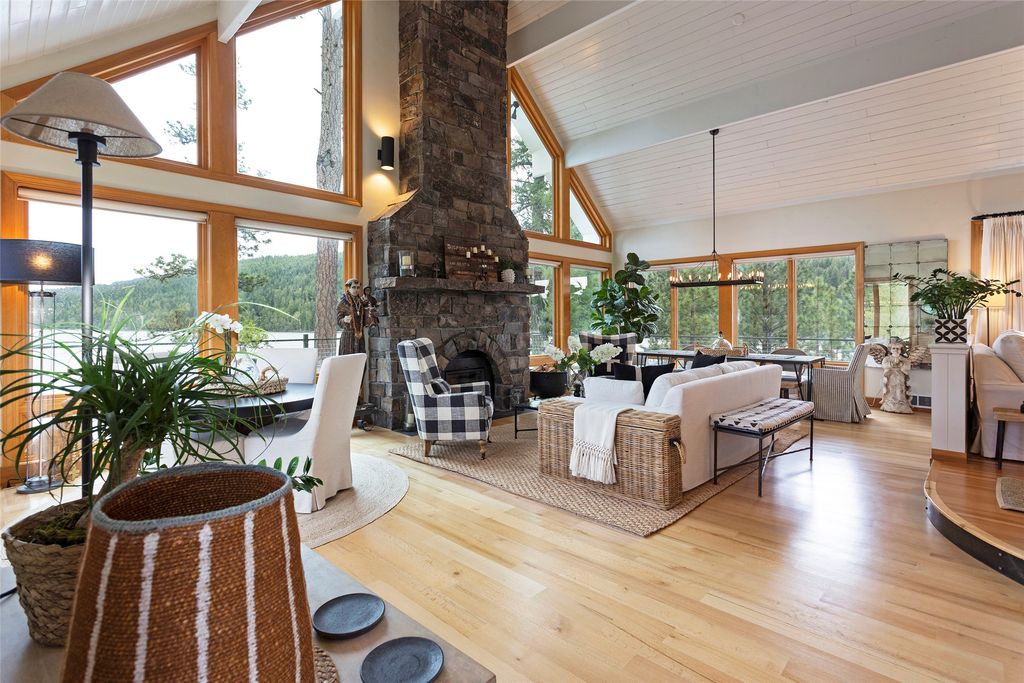 14833 Sunburst Drive, Bigfork, MT 59911 photo 12