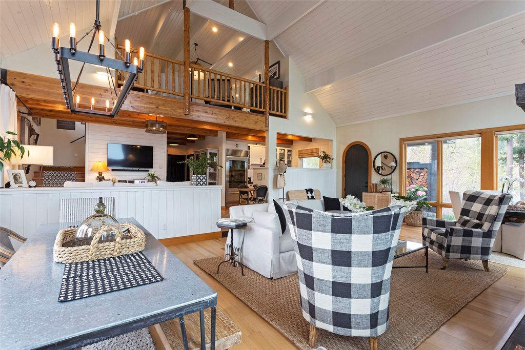14833 Sunburst Drive, Bigfork, MT 59911 photo 19