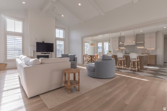 6543 W LAKE AVE, South Jordan, UT 84009