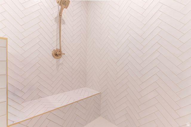 6543 W LAKE AVE, South Jordan, UT 84009