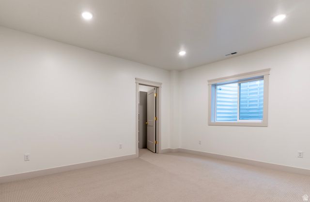 6543 W LAKE AVE, South Jordan, UT 84009