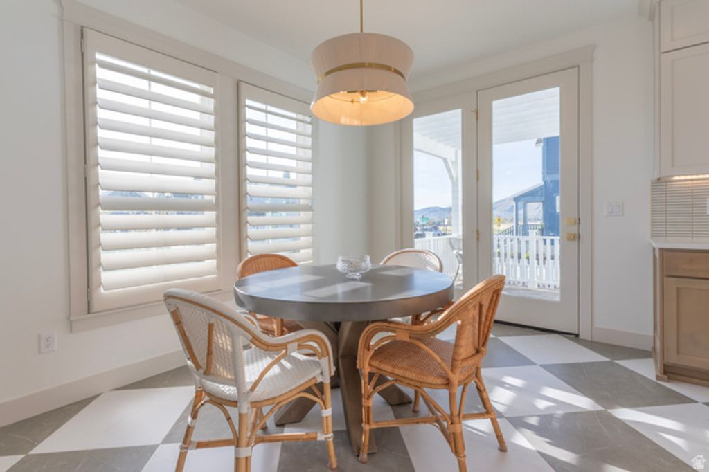 Image 16 of property listing at 6543 W LAKE AVE, South Jordan, UT 84009