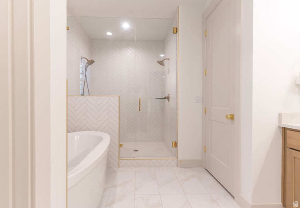 Image 34 of property listing at 6543 W LAKE AVE, South Jordan, UT 84009