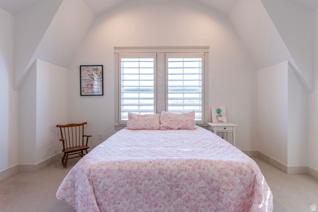 Image 39 of property listing at 6543 W LAKE AVE, South Jordan, UT 84009