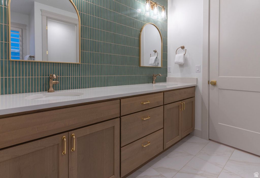 Image 46 of property listing at 6543 W LAKE AVE, South Jordan, UT 84009