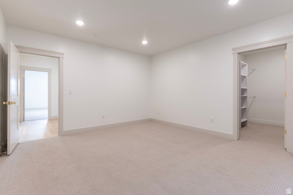 Image 60 of property listing at 6543 W LAKE AVE, South Jordan, UT 84009