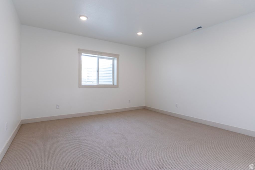 Image 63 of property listing at 6543 W LAKE AVE, South Jordan, UT 84009