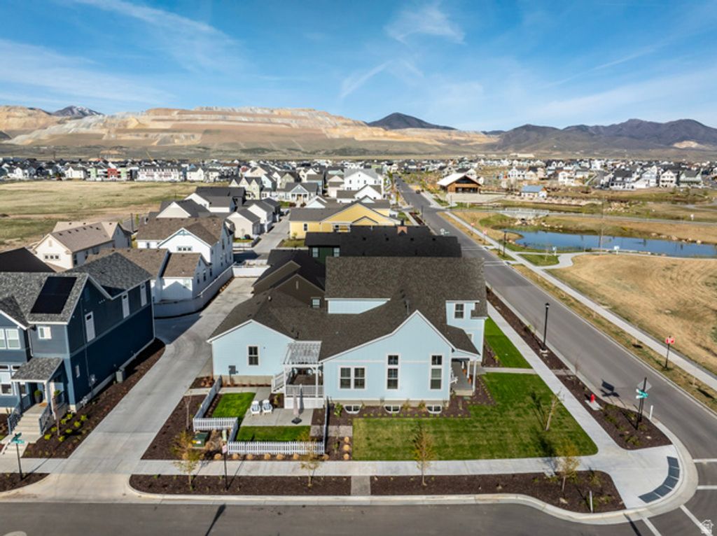 Image 79 of property listing at 6543 W LAKE AVE, South Jordan, UT 84009