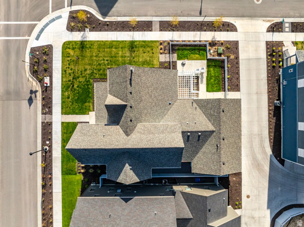 Image 84 of property listing at 6543 W LAKE AVE, South Jordan, UT 84009