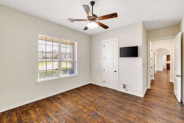 8640 Normandy Way, Argyle, TX 76226