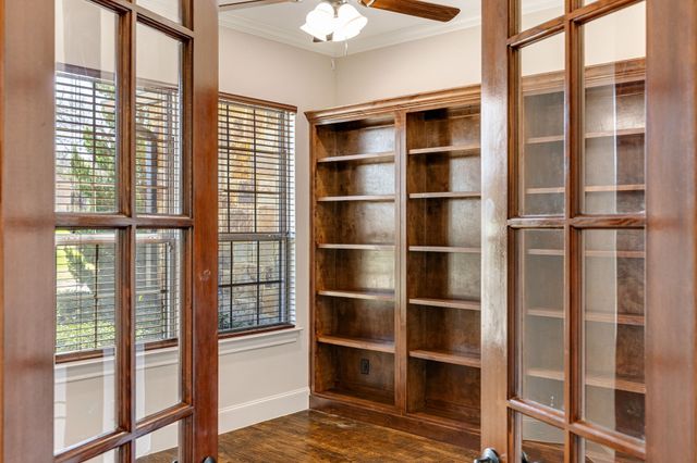 8640 Normandy Way, Argyle, TX 76226