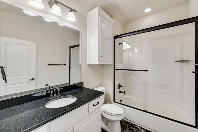 8640 Normandy Way, Argyle, TX 76226