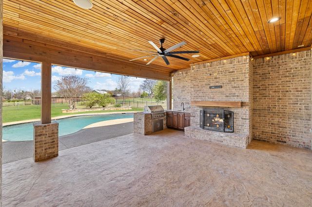 8640 Normandy Way, Argyle, TX 76226