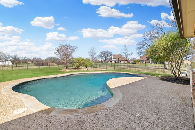 8640 Normandy Way, Argyle, TX 76226