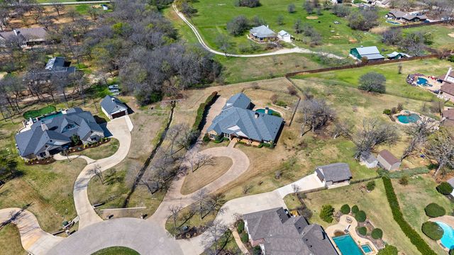 8640 Normandy Way, Argyle, TX 76226