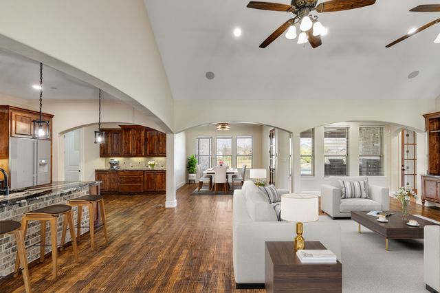 8640 Normandy Way, Argyle, TX 76226