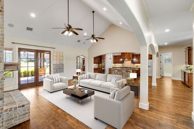 8640 Normandy Way, Argyle, TX 76226