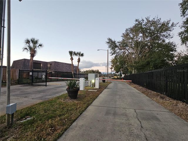 2927 TANGERINE COURT, Leesburg, FL 34748