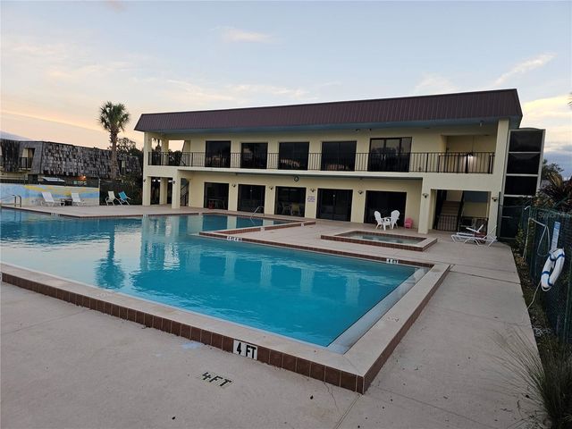 2927 TANGERINE COURT, Leesburg, FL 34748