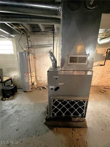 3453 E 105th Street, Cleveland, OH 44108