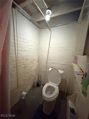 3453 E 105th Street, Cleveland, OH 44108