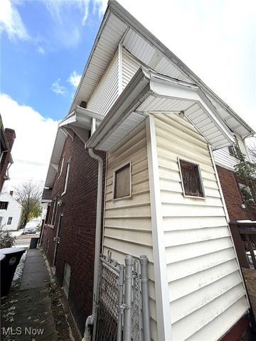 3453 E 105th Street, Cleveland, OH 44108