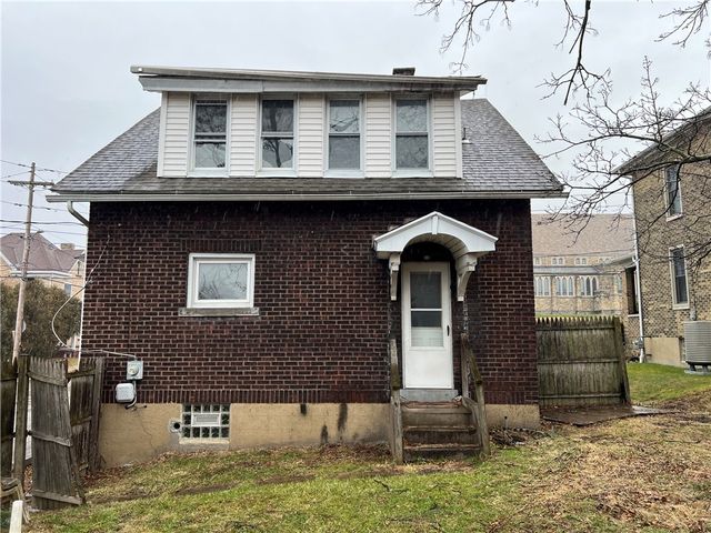 536 Patton Ave, Jeannette, PA 15644