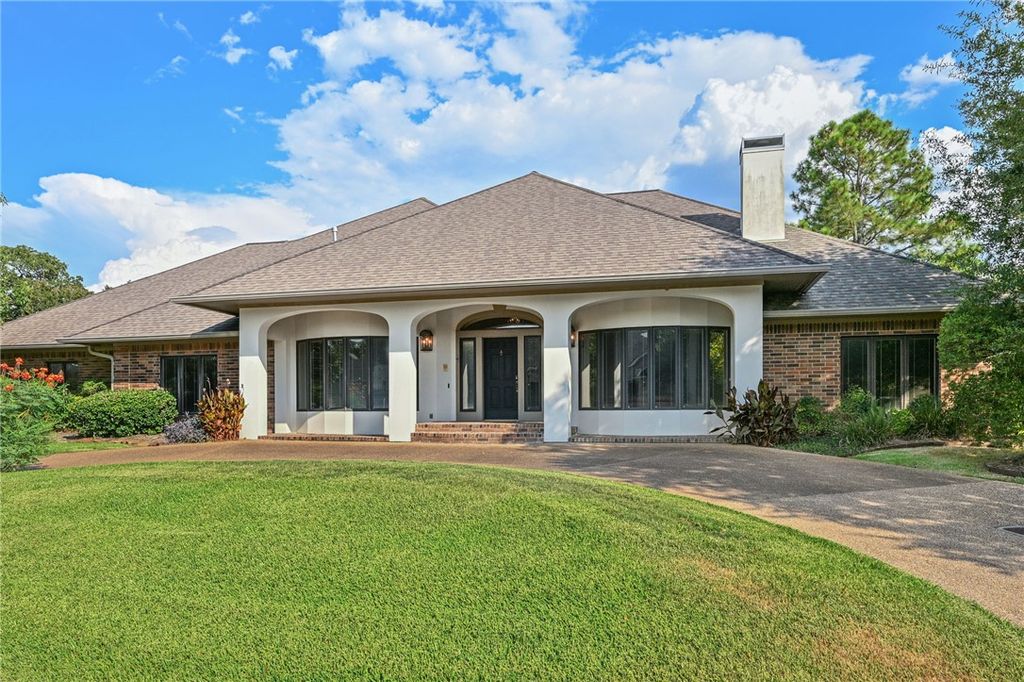 9261 Brookwater Circle, College Station, TX 77845 — photo 2