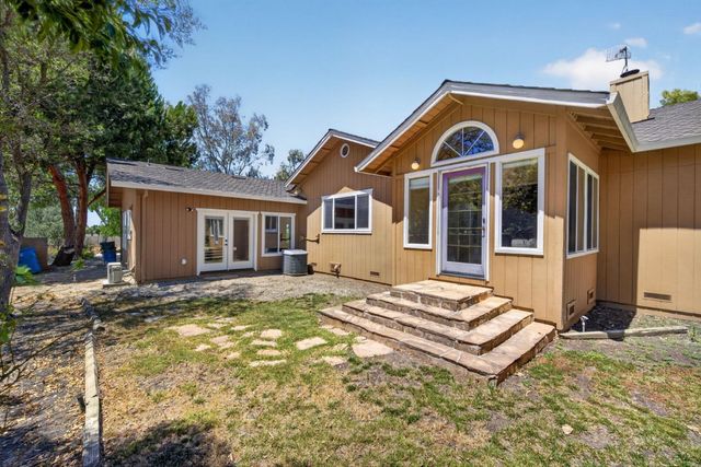 3385 Cienega Road, Hollister, CA 95023
