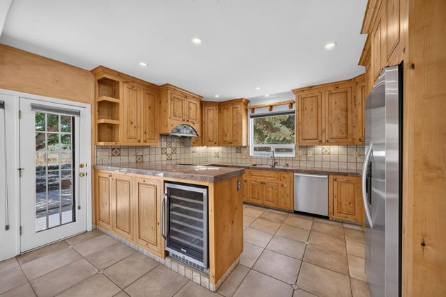 3385 Cienega Road, Hollister, CA 95023