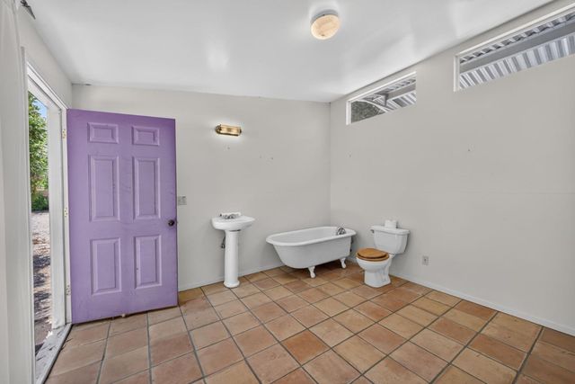 3385 Cienega Road, Hollister, CA 95023