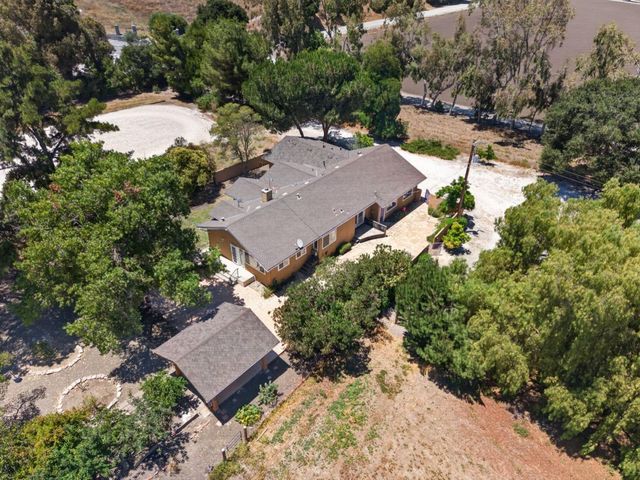3385 Cienega Road, Hollister, CA 95023