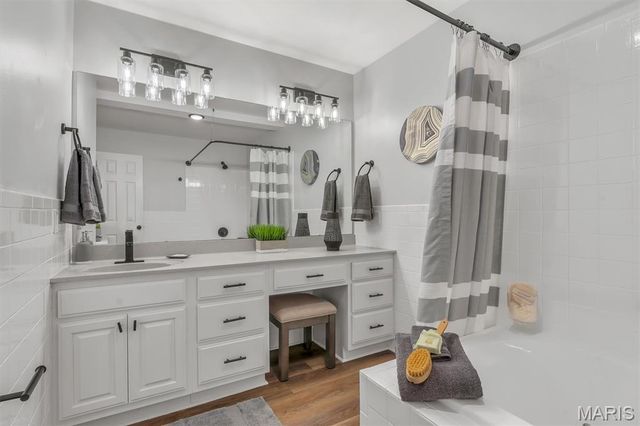 700 Dewayne Drive, Florissant, MO 63031