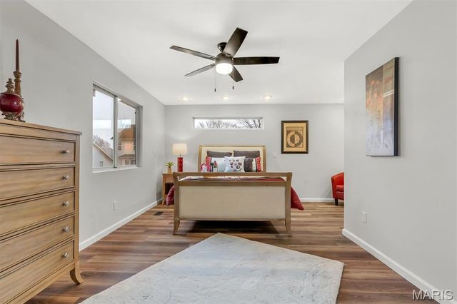 700 Dewayne Drive, Florissant, MO 63031