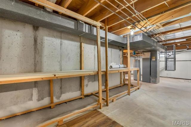 700 Dewayne Drive, Florissant, MO 63031