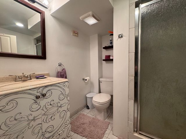 10-12 Webster St 1, Winchester, MA 01890