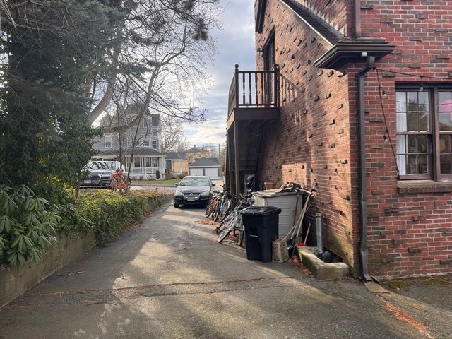10-12 Webster St 1, Winchester, MA 01890