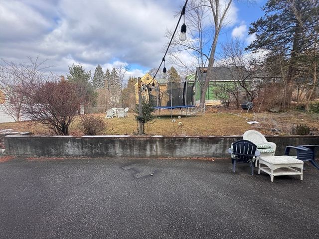 10-12 Webster St 1, Winchester, MA 01890