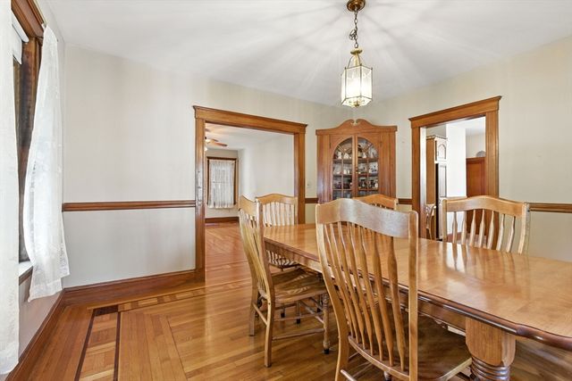 28 Edgeworth St R, Weymouth, MA 02189