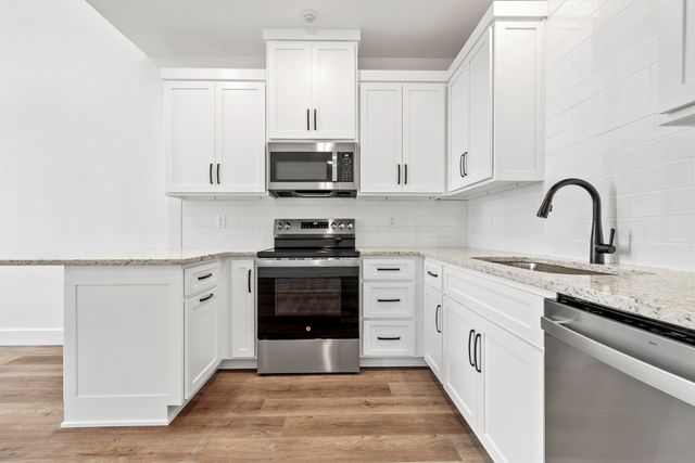 13 Koa Drive 19, Reeds Spring, MO 65737