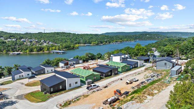 13 Koa Drive 19, Reeds Spring, MO 65737