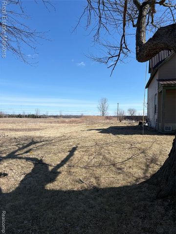 5230 State Road, Fort Gratiot, MI 48059