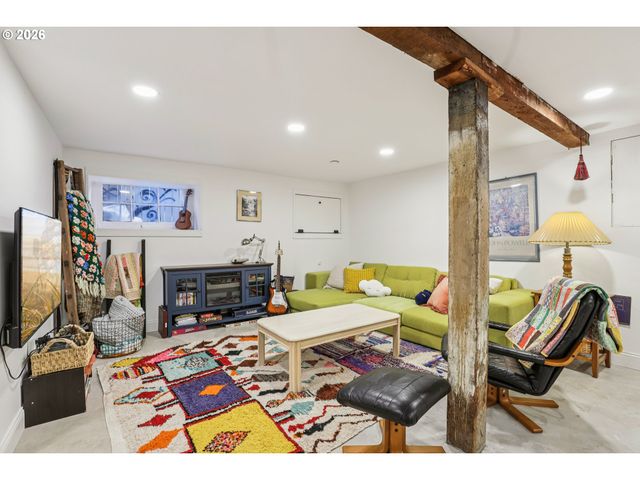 5264 Ne 20TH Ave, Portland, OR 97211