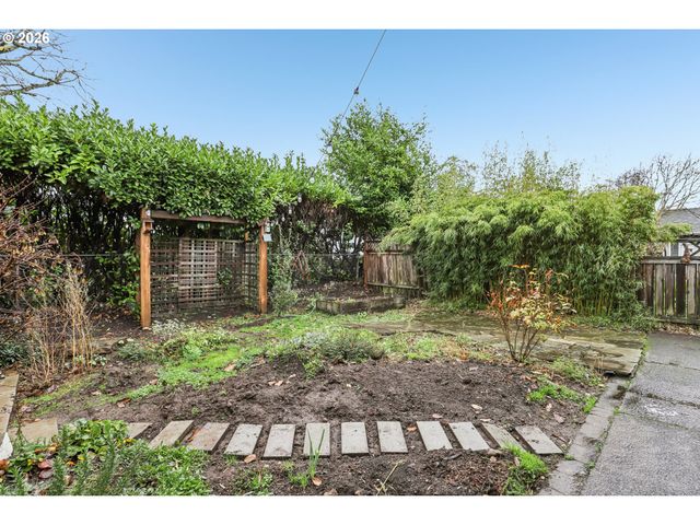 5264 Ne 20TH Ave, Portland, OR 97211