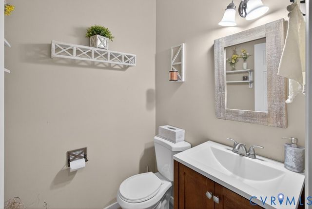 11218 Cedarlea Pky, Glen Allen, VA 23059