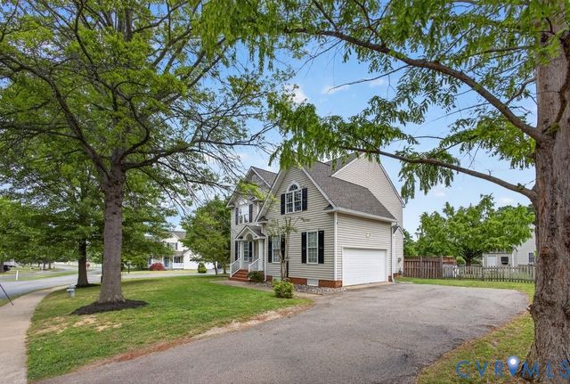 11218 Cedarlea Pky, Glen Allen, VA 23059